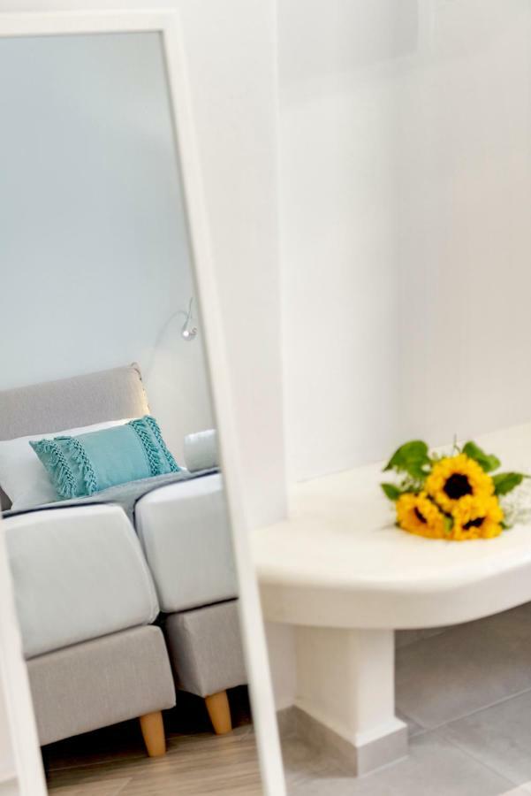 Aelion Villa Vari  Екстер'єр фото